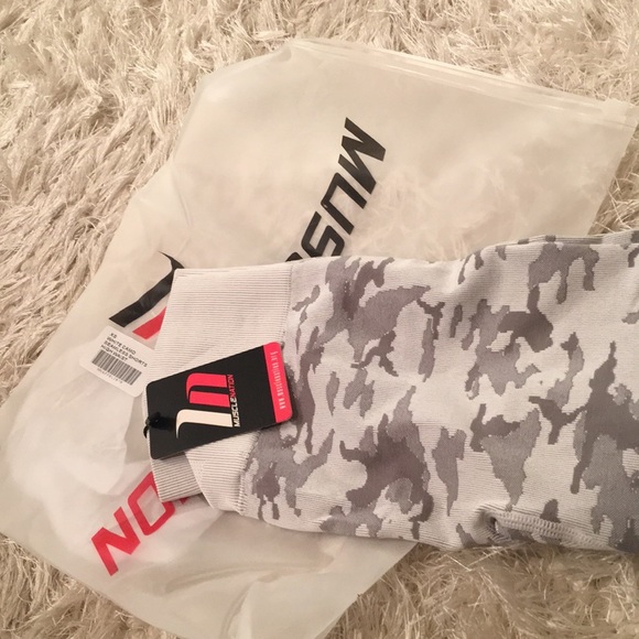 Seamless high waist shorts - Picture 2 of 4